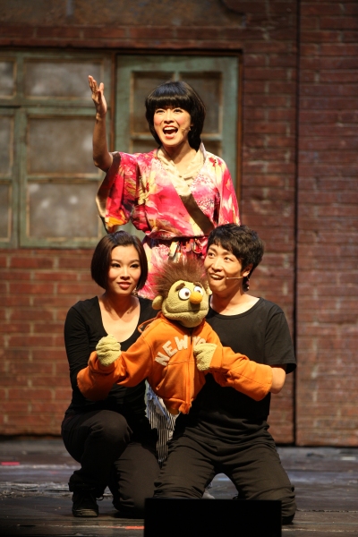 Photo Flash: First Look at Chinese Production of AVENUE Q Image
