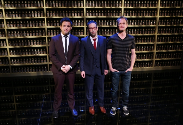 Photo Coverage: Neil Patrick Harris, Derek DelGaudio & Helder Guimaraes Preview NOTHING TO HIDE Image