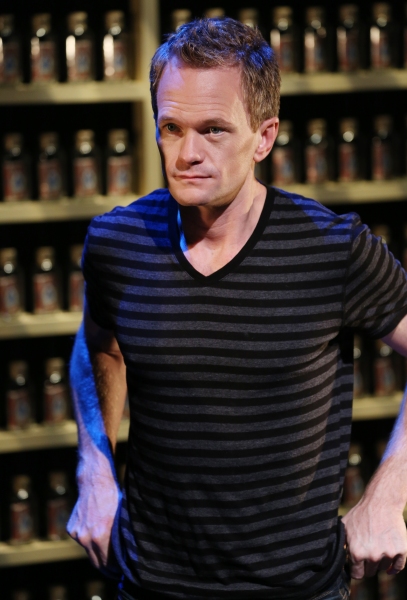 Photo Coverage: Neil Patrick Harris, Derek DelGaudio & Helder Guimaraes Preview NOTHING TO HIDE Image