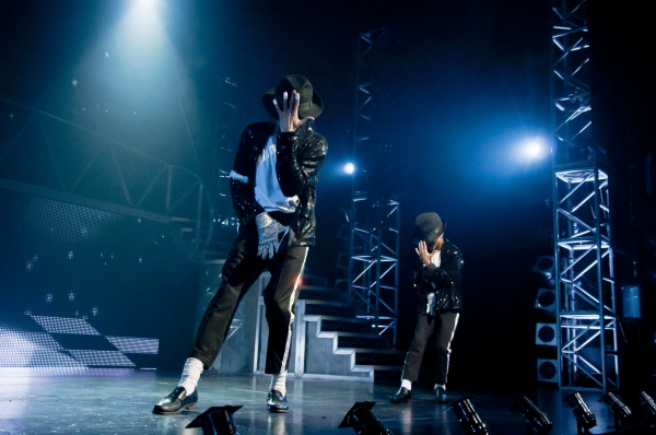 Photo Flash: THRILLER LIVE Celebrates 2,000th Performance in West End  Image