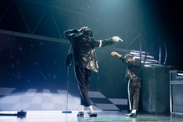 Photo Flash: THRILLER LIVE Celebrates 2,000th Performance in West End  Image