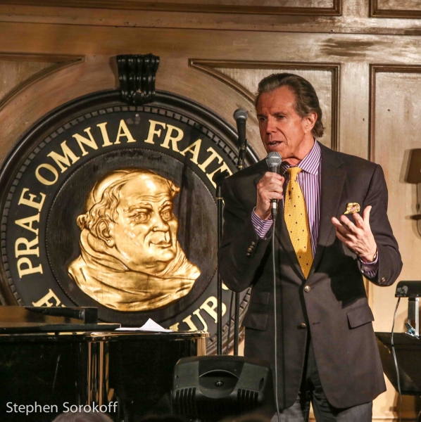 Photo Coverage: Neil Sedaka Attends Friars Tribute Show Image