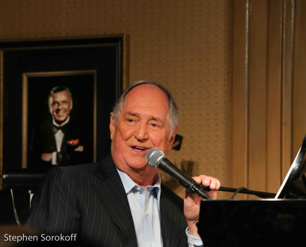 Photo Coverage: Neil Sedaka Attends Friars Tribute Show Image
