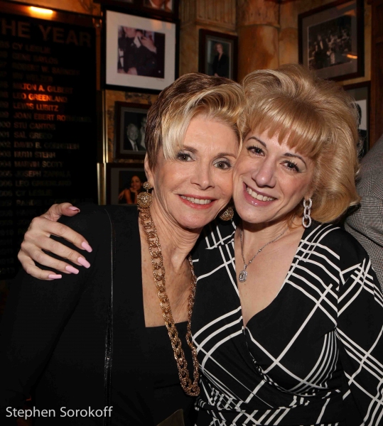 Photo Coverage: Neil Sedaka Attends Friars Tribute Show Image