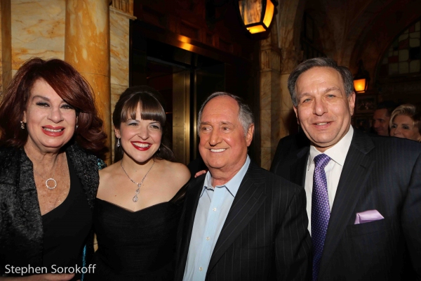 Photo Coverage: Neil Sedaka Attends Friars Tribute Show Image