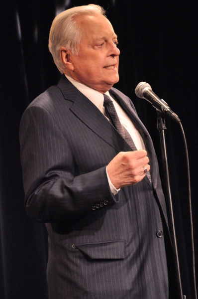 Robert Osborne (Guest Host) Photo