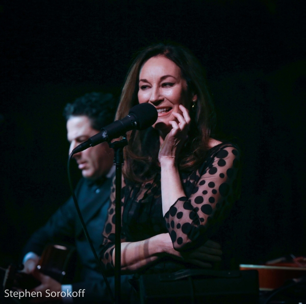 Photo Coverage: John Pizzarelli and Jessica Molaskey Bring CHILDREN AND ART to Cafe Carlyle Image