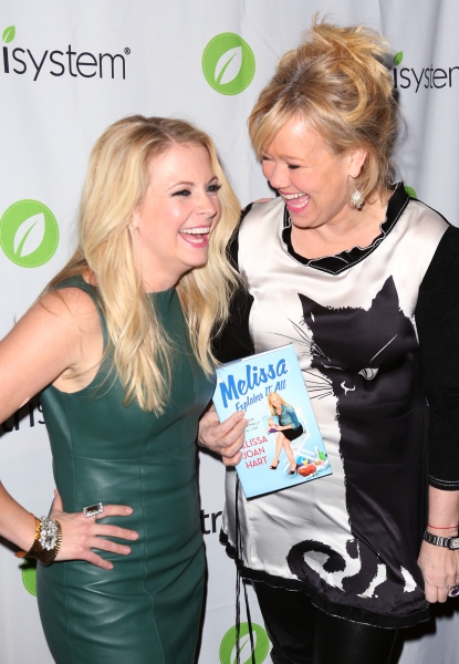 Photo Coverage: Melissa Joan Hart Signs New Memoir- 'Melissa Explains it All' Image