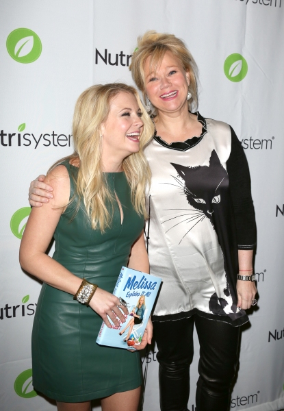 Photo Coverage: Melissa Joan Hart Signs New Memoir- 'Melissa Explains it All' Image