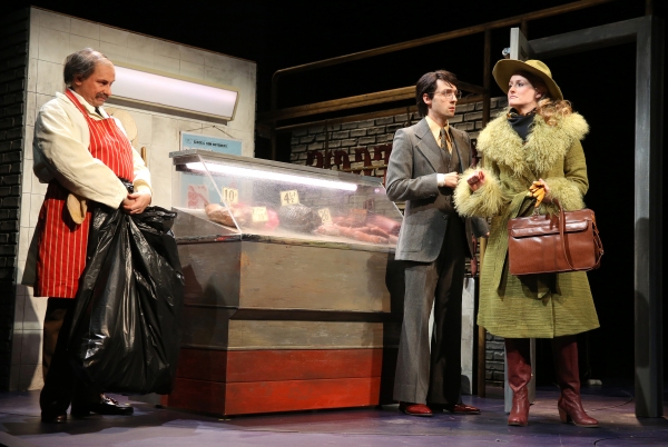 Photo Flash: First Look at Anthony Cochrane, Brenda Meaney and More in Yale Rep's OWNERS Image