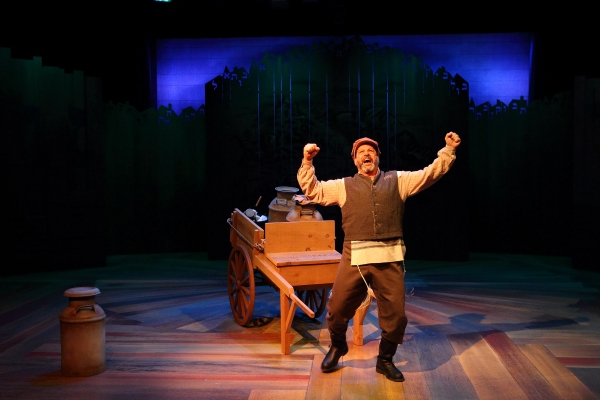 Photo Flash: First Look at Human Race Theatre's FIDDLER ON THE ROOF Image