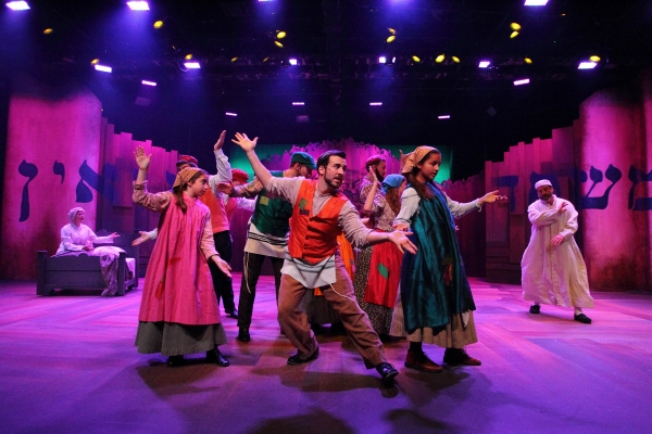 Photo Flash: First Look at Human Race Theatre's FIDDLER ON THE ROOF Image