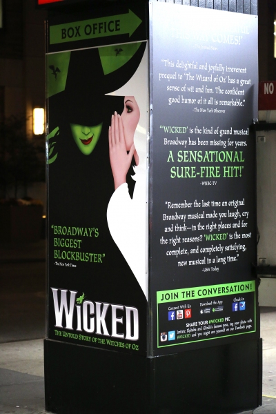 Photo Coverage: WICKED's 10th Anniversary Cast Curtain Call Broadway Celebration! Image