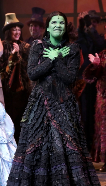 Photo Coverage: WICKED's 10th Anniversary Cast Curtain Call Broadway Celebration!  Image