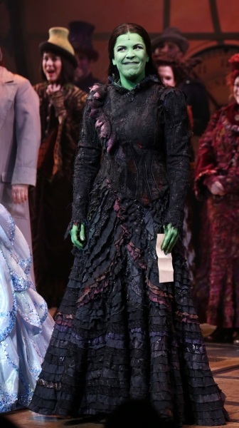 Photo Coverage: WICKED's 10th Anniversary Cast Curtain Call Broadway Celebration!  Image