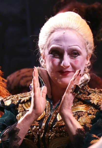 Photo Coverage: WICKED's 10th Anniversary Cast Curtain Call Broadway Celebration!  Image