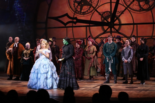 Photo Coverage: WICKED's 10th Anniversary Cast Curtain Call Broadway Celebration! Image