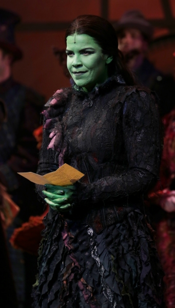 Photo Coverage: WICKED's 10th Anniversary Cast Curtain Call Broadway Celebration!  Image