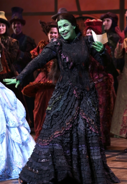 Photo Coverage: WICKED's 10th Anniversary Cast Curtain Call Broadway Celebration!  Image
