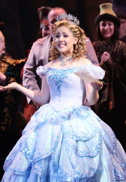 Photo Coverage: WICKED's 10th Anniversary Cast Curtain Call Broadway Celebration!  Image