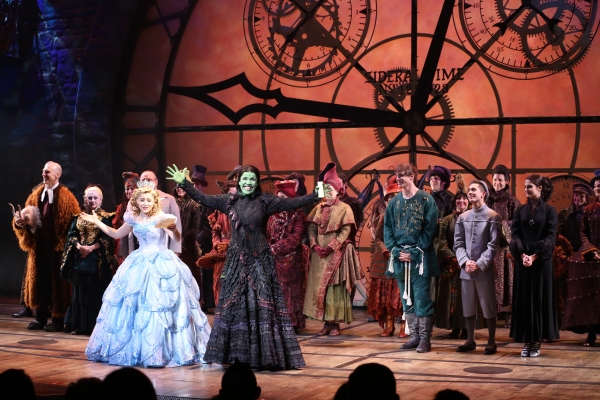 Photo Coverage: WICKED's 10th Anniversary Cast Curtain Call Broadway Celebration! Image