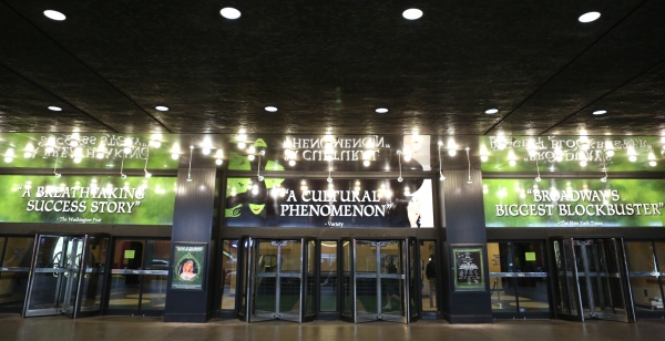 Photo Coverage: WICKED's 10th Anniversary Cast Curtain Call Broadway Celebration! Image