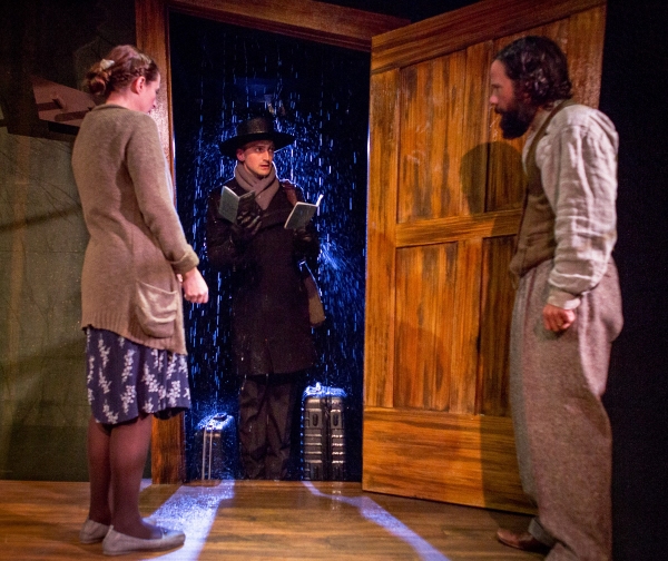 Photo Flash: First Look at Sara Hennessy, Joshua Weinstein and More in Artists Rep's FOXFINDER Image