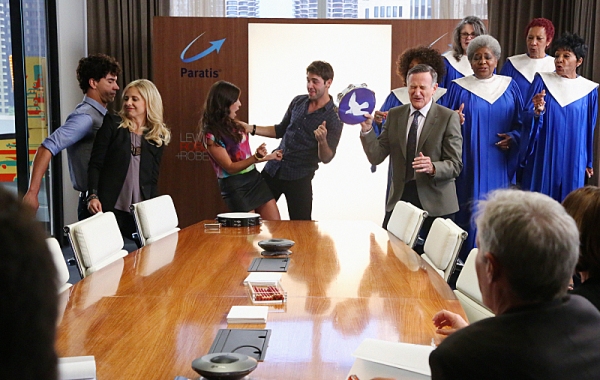 Photo Flash: First Look at Tonight's New Episode of THE CRAZY ONES Image