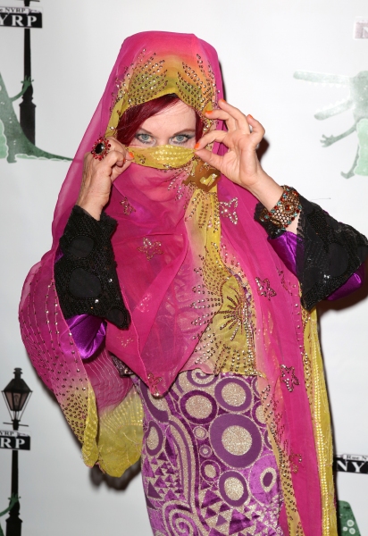 Photo Coverage: Billy Crystal, Katie Couric & More Celebrate HULAWEEN IN THE BIG EASY Image