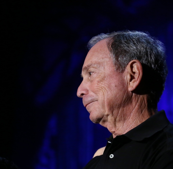 Photo Coverage: Inside the Ballroom at Bette Midler's HULAWEEN IN THE BIG EASY Image