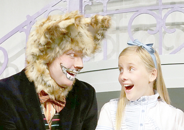 Photo Flash: First Look at Des Moines Playhouse's ALICE IN WONDERLAND Image