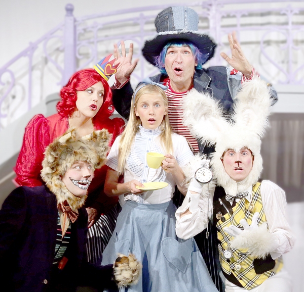 Photo Flash: First Look at Des Moines Playhouse's ALICE IN WONDERLAND Image