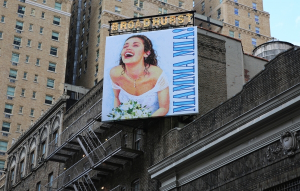 Photo Coverage: On the Marquee - MAMMA MIA! Opens Its Doors at the Broadurst Image