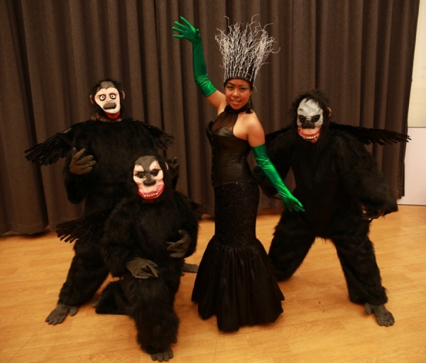 Photo Flash: First Look at WIZARD OF OZ at Beijing Playhouse Image