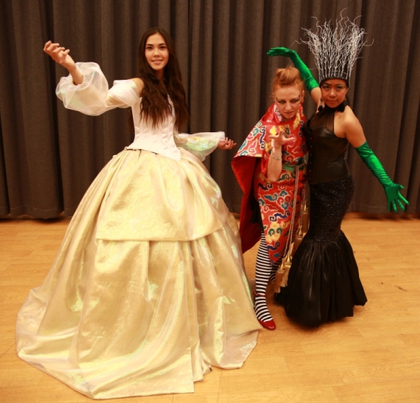 Photo Flash: First Look at WIZARD OF OZ at Beijing Playhouse Image