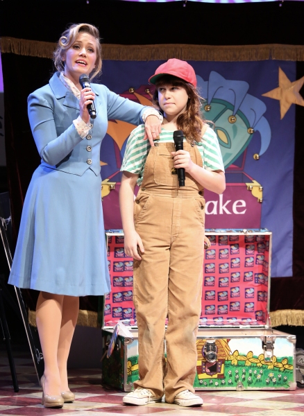 Photo Coverage: Alan Cumming, Andy Karl & More Perform at Only Make Believe Gala- Part 1  Image