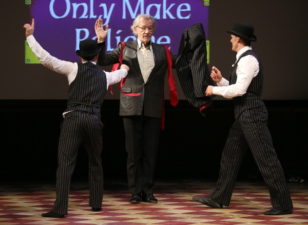 Photo Coverage: Alan Cumming, Andy Karl & More Perform at Only Make Believe Gala- Part 1  Image