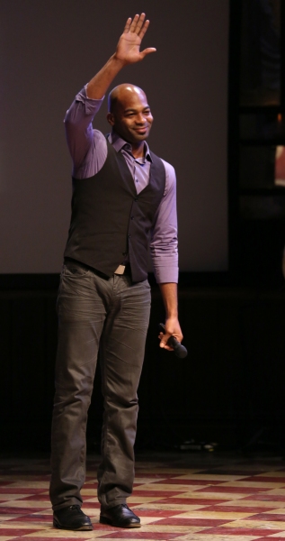 Photo Coverage: Alan Cumming, Andy Karl & More Perform at Only Make Believe Gala- Part 1  Image