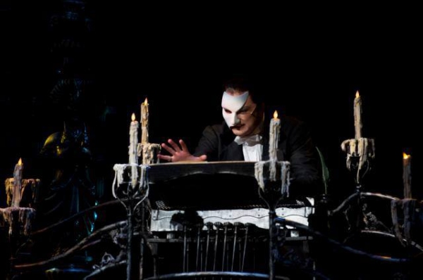 Photo Flash: First Look at PHANTOM OF THE OPERA World Tour Image