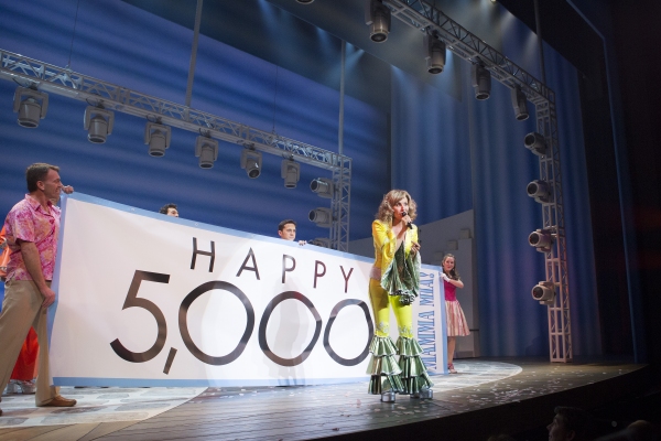 Photo Coverage: Broadway's MAMMA MIA! Celebrates 5,000th Performance 