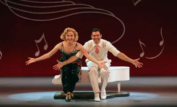 Photo Flash: First Look at the National Tour of IRVING BERLIN's WHITE CHRISTMAS Image