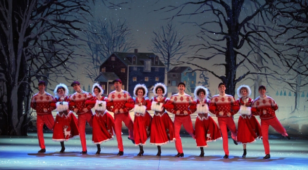 Photo Flash: First Look at the National Tour of IRVING BERLIN's WHITE CHRISTMAS Image