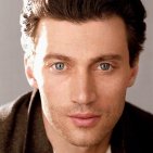 Photos and Video: Meet the Full Cast of A GENTLEMAN'S GUIDE TO LOVE AND MURDER Image