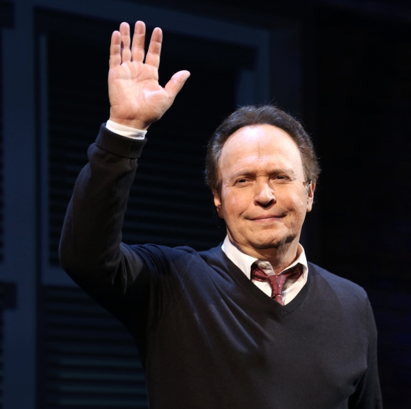 Photo Coverage: Billy Crystal Returns to Broadway in 700 SUNDAYS; Inside Opening Night Curtain Call!  Image