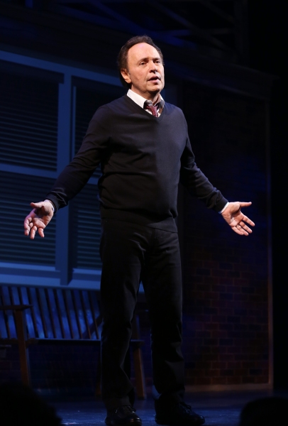 Photo Coverage: Billy Crystal Returns to Broadway in 700 SUNDAYS; Inside Opening Night Curtain Call!  Image