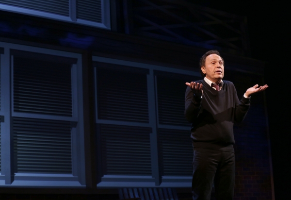 Photo Coverage: Billy Crystal Returns to Broadway in 700 SUNDAYS; Inside Opening Night Curtain Call!  Image