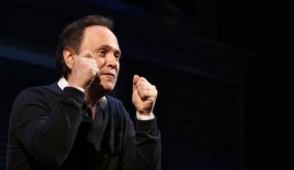 Photo Coverage: Billy Crystal Returns to Broadway in 700 SUNDAYS; Inside Opening Night Curtain Call!  Image