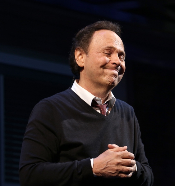 Photo Coverage: Billy Crystal Returns to Broadway in 700 SUNDAYS; Inside Opening Night Curtain Call!  Image