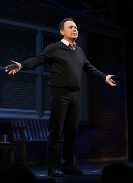 Photo Coverage: Billy Crystal Returns to Broadway in 700 SUNDAYS; Inside Opening Night Curtain Call! 