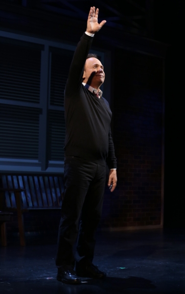 Photo Coverage: Billy Crystal Returns to Broadway in 700 SUNDAYS; Inside Opening Night Curtain Call!  Image